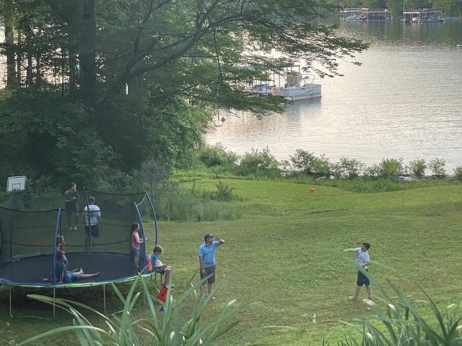 Cozy, Lake Lanier Property With Amazing Views Βίλα Dawsonville Εξωτερικό φωτογραφία